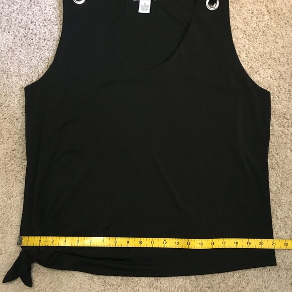 NWT Carmen Marc Valvo Black Grommet Shoulder Tie Hem Tank Top - Picture 14 of 15